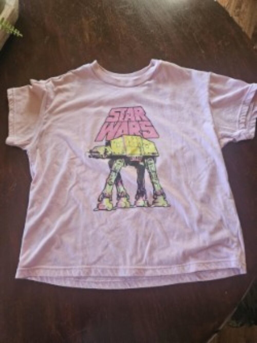 Girls pink Star Wars shirt